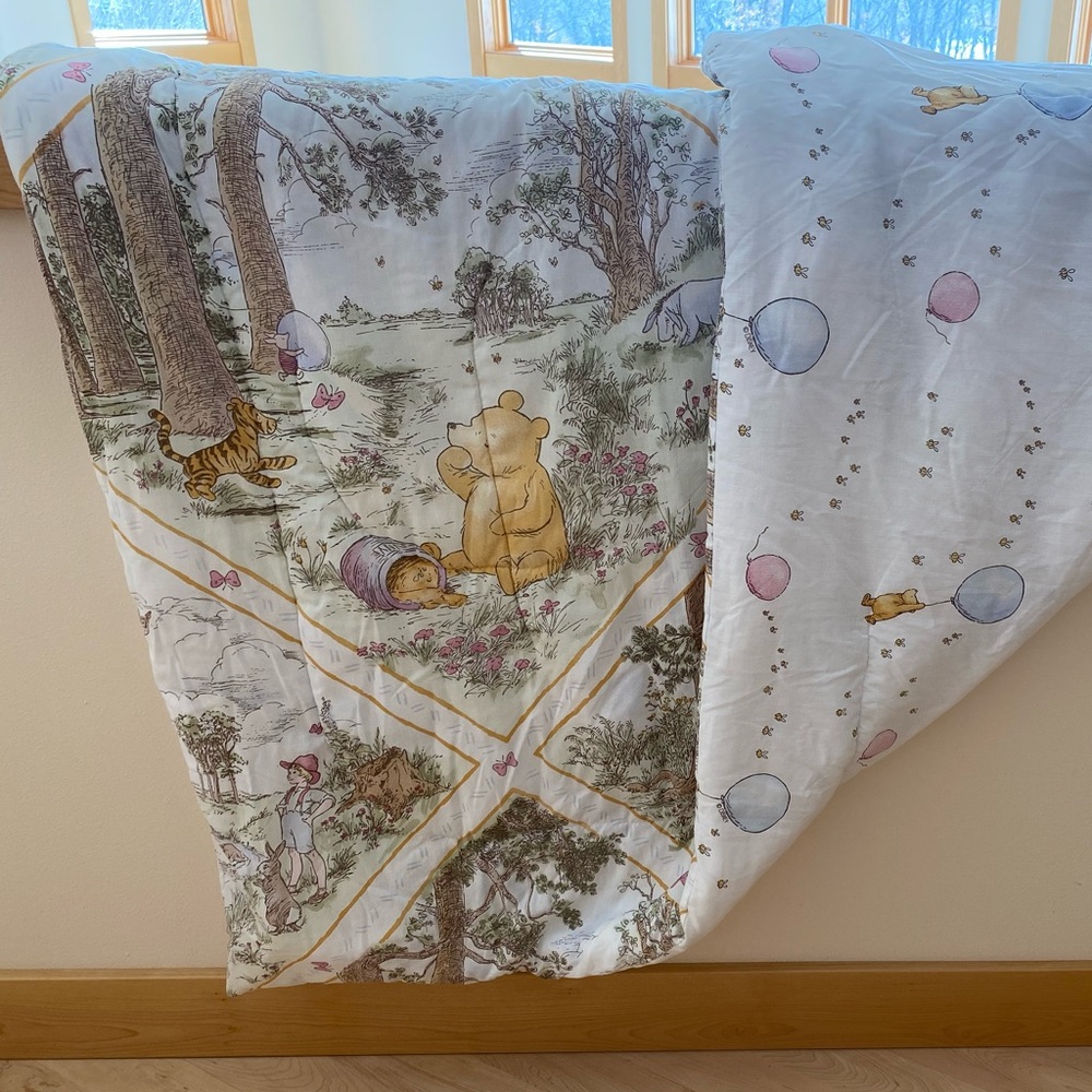 Classic Winnie the Pooh Comforter, reversible